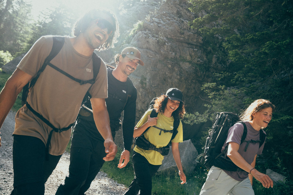 How to dress for a hike in summer?
