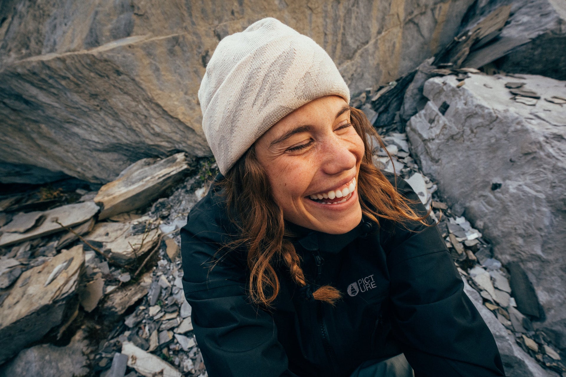 Hiking While Pregnant: Your Guide to Walking with Peace of Mind