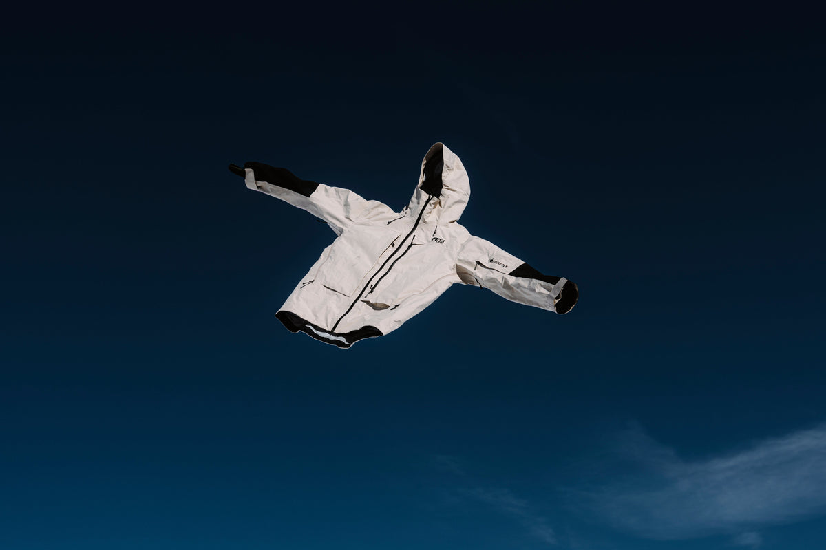 How to Wash Your Ski Clothes Without Damaging Them?
