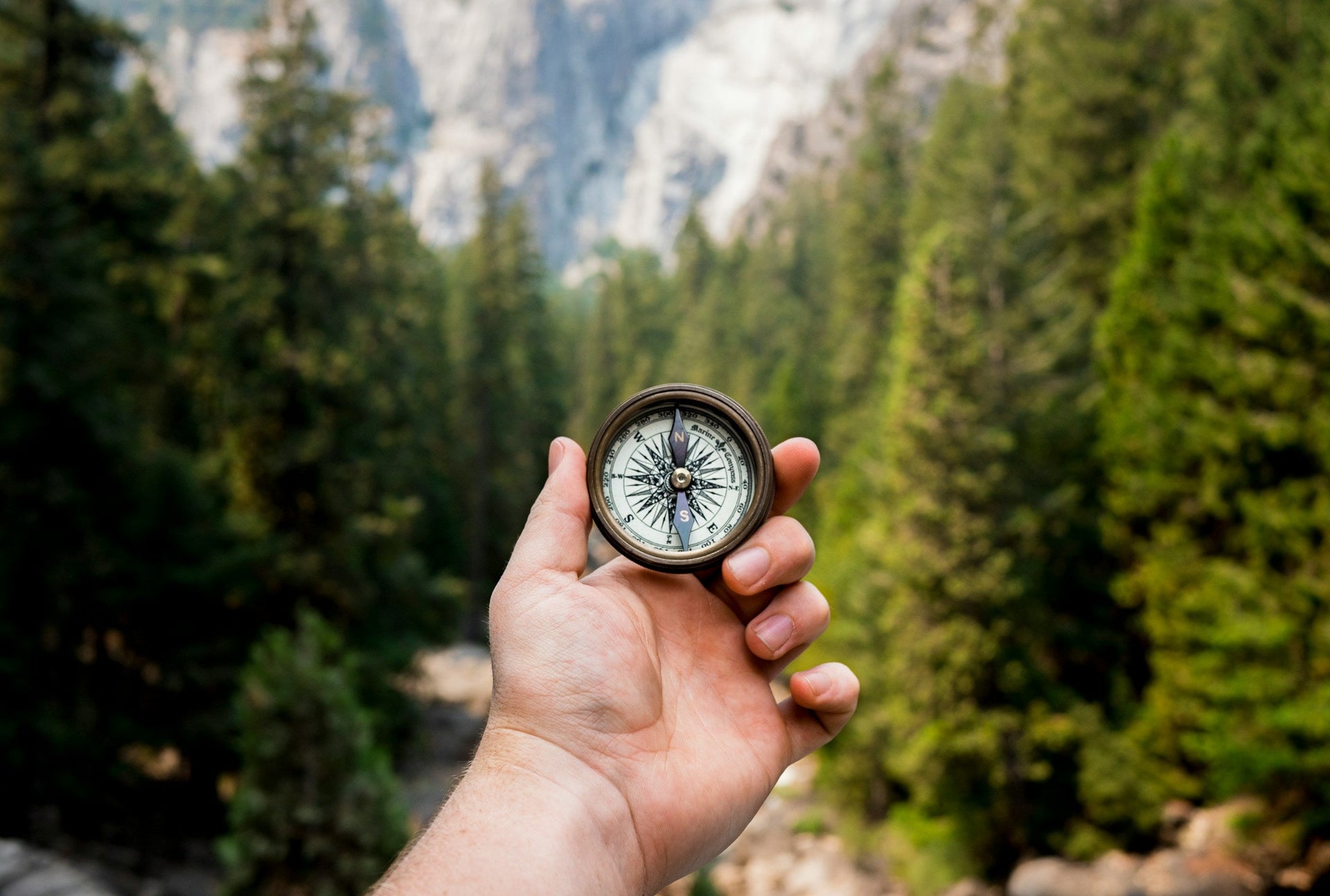 How to Use a Compass While Hiking?