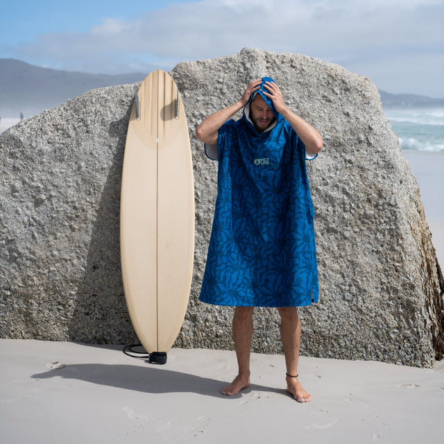 TASMAN PONCHO __color:Blue_Flower_Print#1