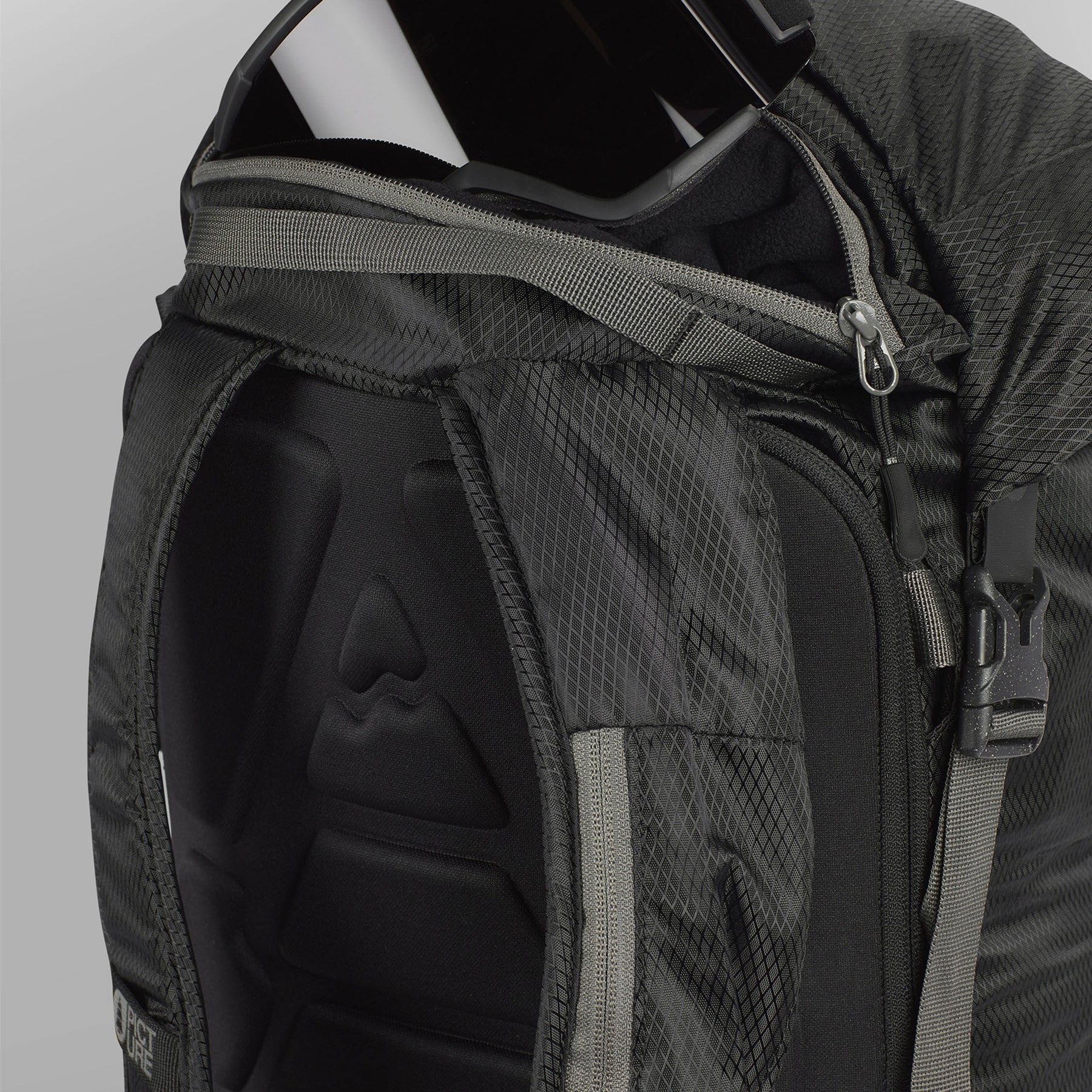 KOMIT.TR 26 BACKPACK __color:Black#5