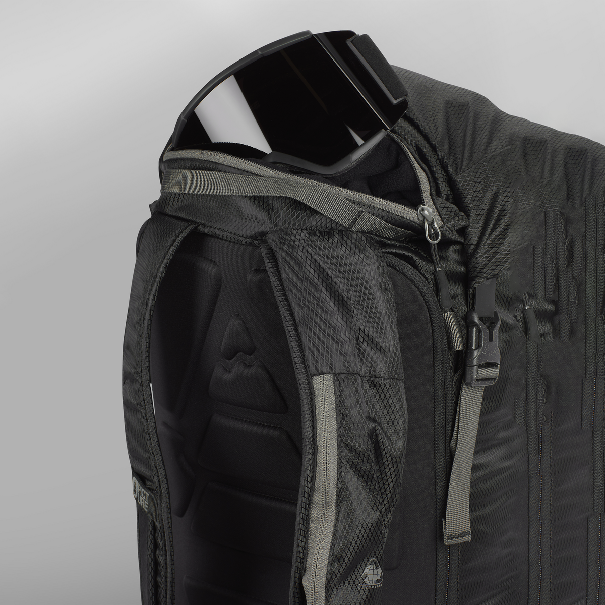 KOMIT.TR 26 BACKPACK __color:Black#22