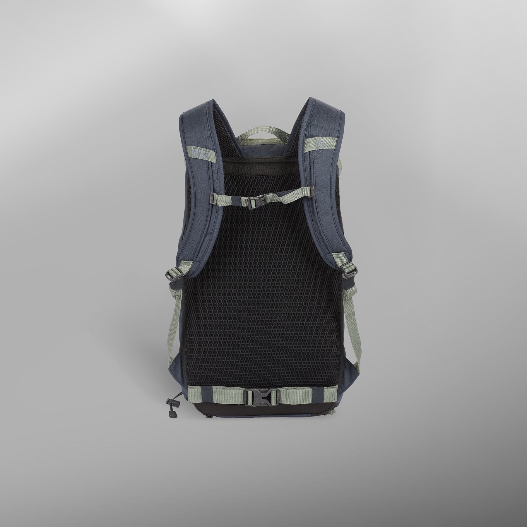 KOMIT18 BACKPACK __color:Laurel_Wreath#34