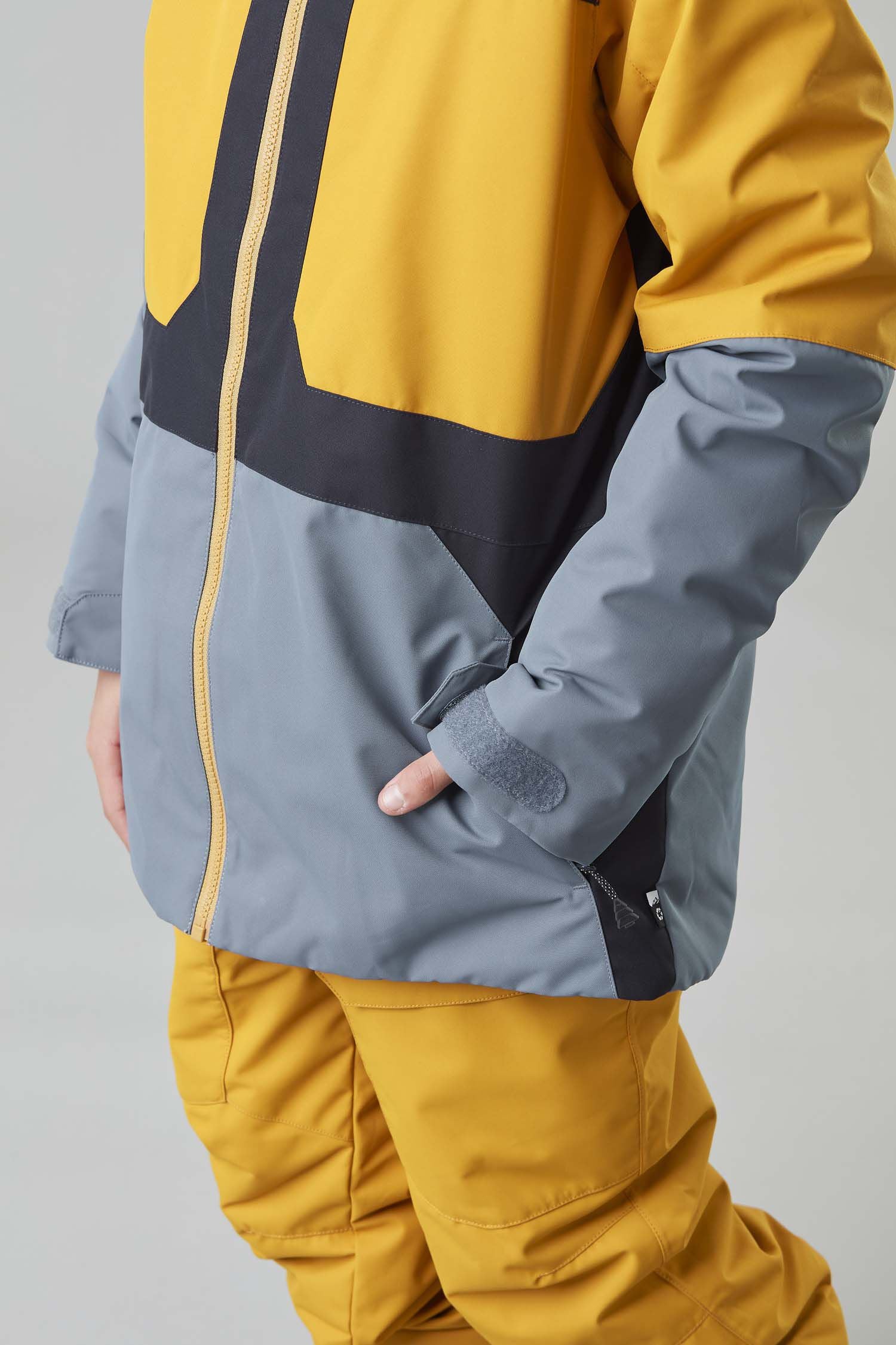 EDYTOR JKT __color:China_Blue#18