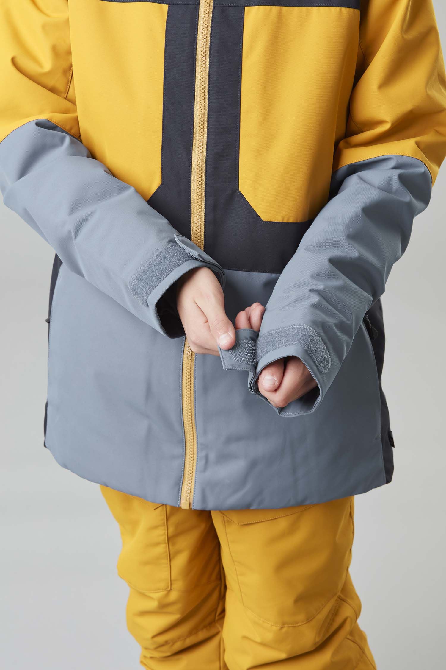 EDYTOR JKT __color:China_Blue#19