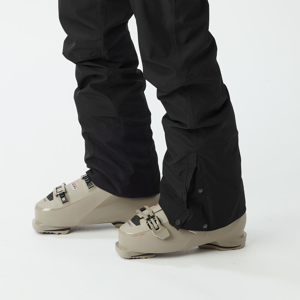 Bottom hem reinforcement