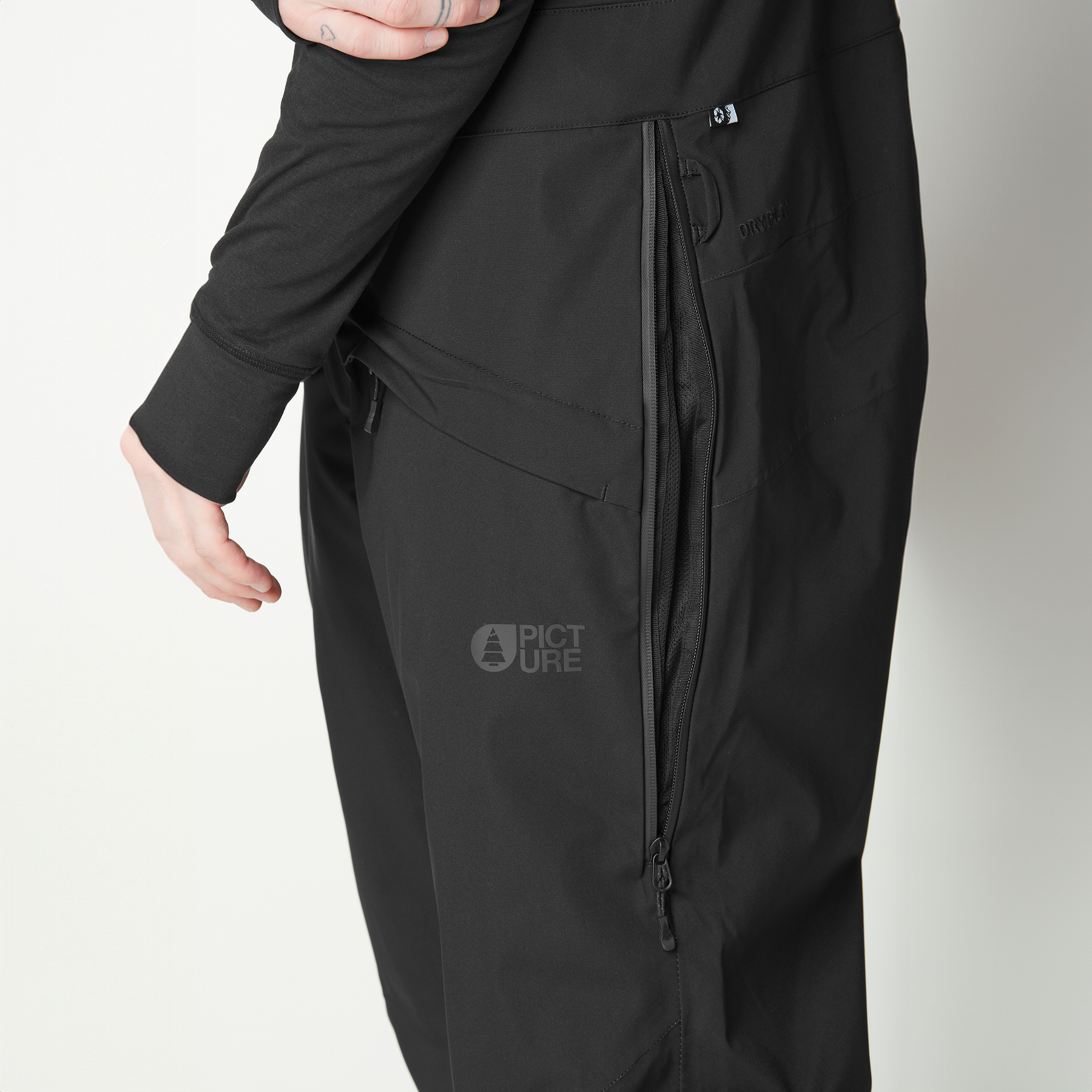 AVENING BIB PANTS __color:Black#4