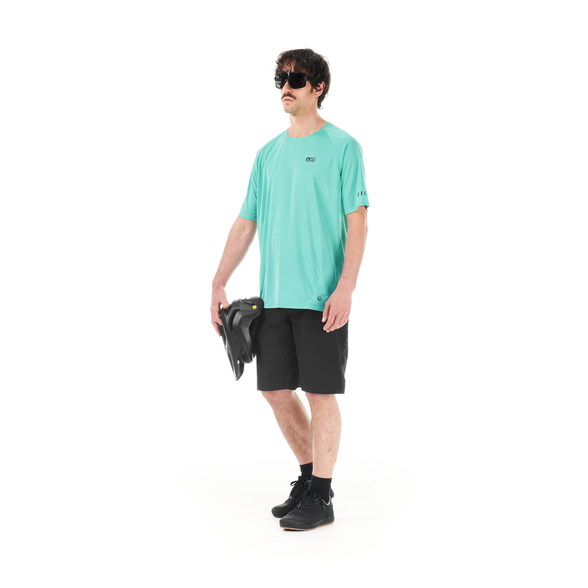 VELLIR STRETCH SHORTS __color:Black#13