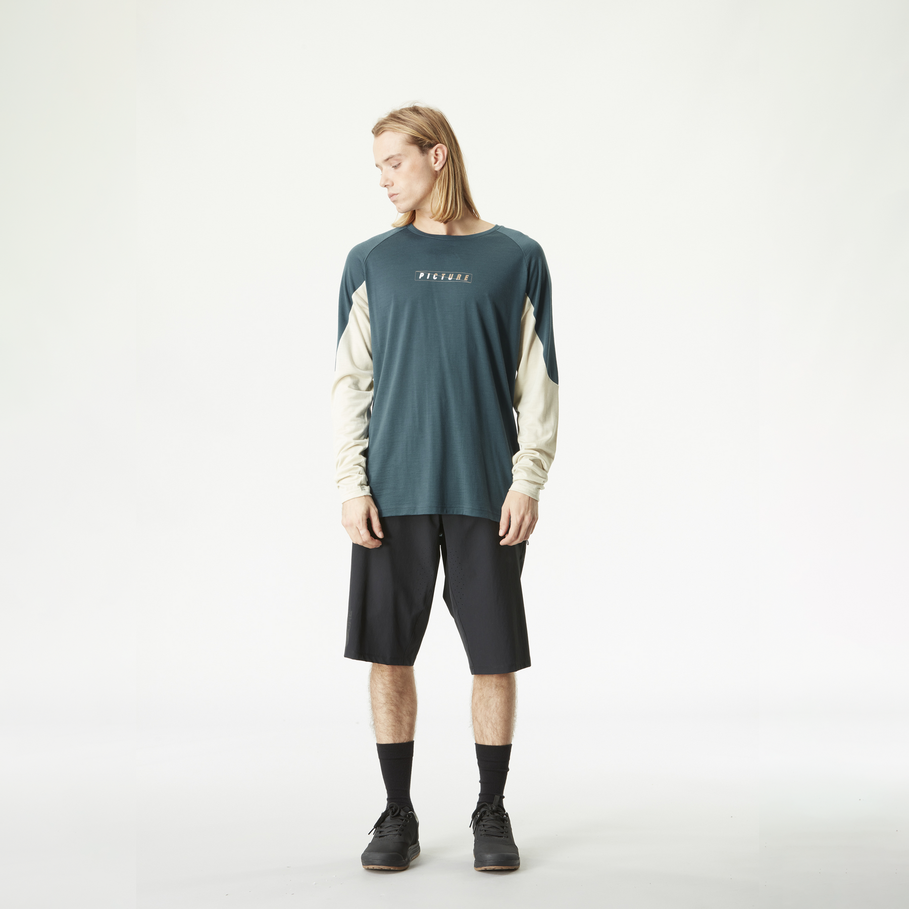 VELLIR L STRETCH SHORTS __color:Black#0