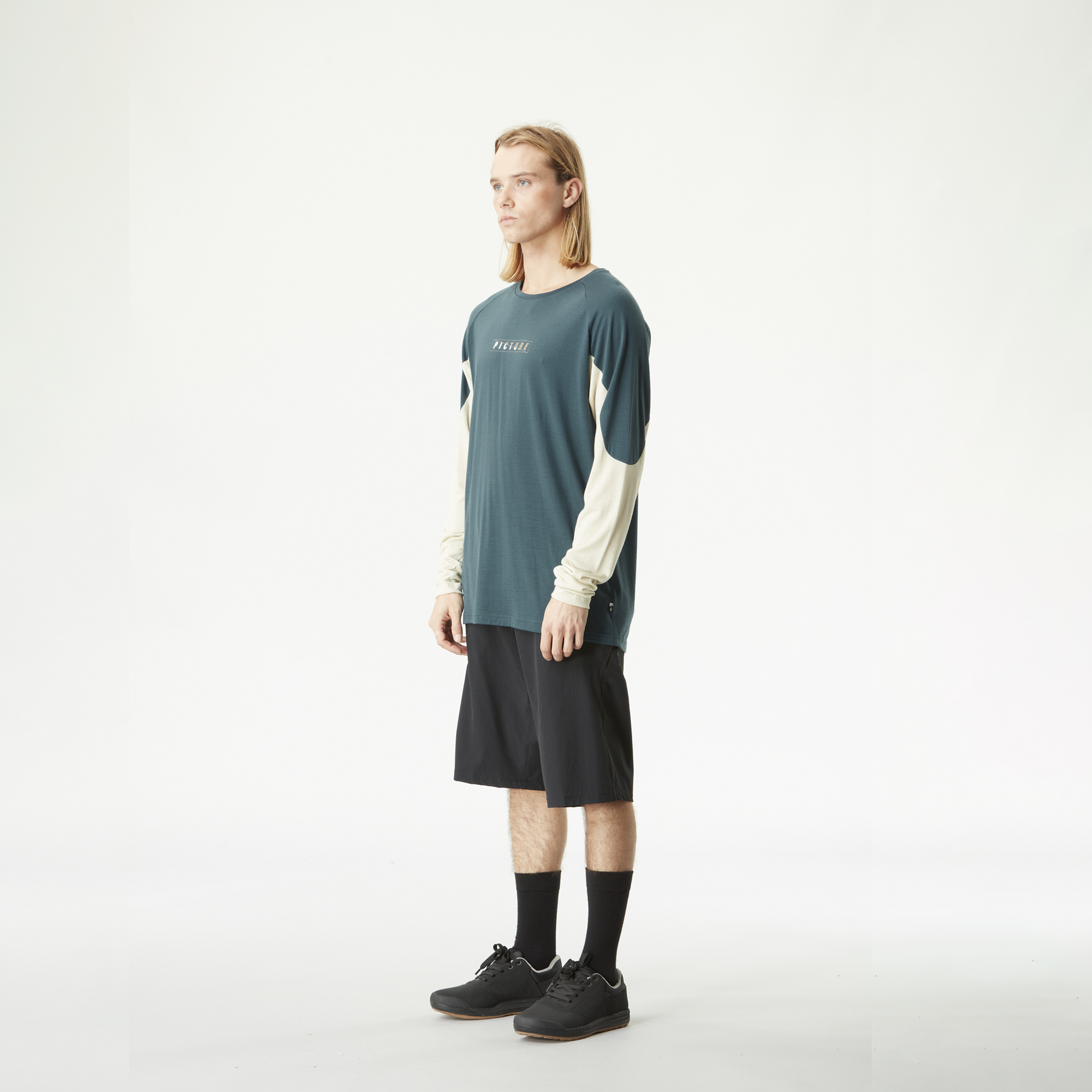 VELLIR L STRETCH SHORTS __color:Black#2