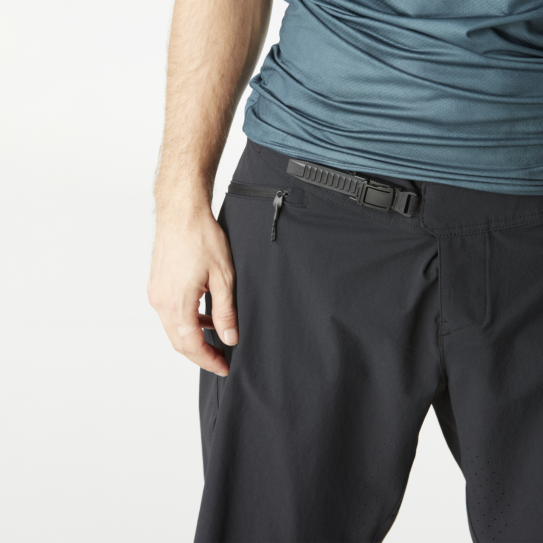 VELLIR L STRETCH SHORTS __color:Black#5