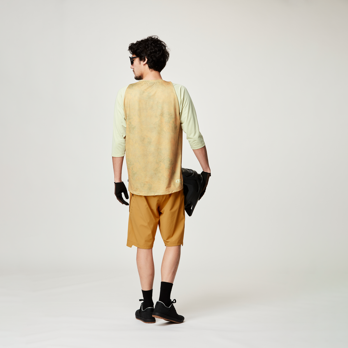 VELLIR STRETCH SHORTS __color:Spruce_Yellow#8