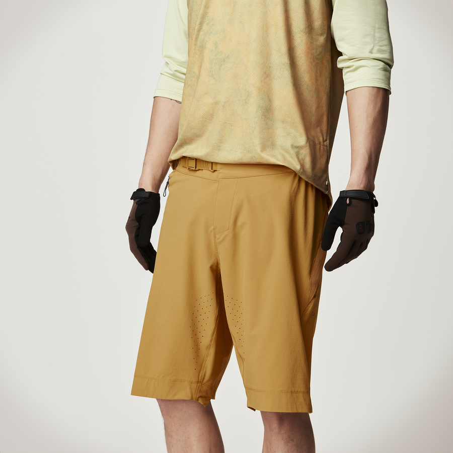 VELLIR STRETCH SHORTS __color:Spruce_Yellow#10