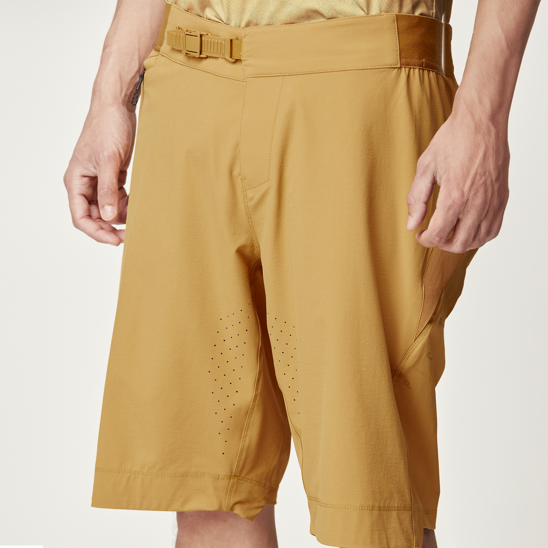 VELLIR STRETCH SHORTS __color:Spruce_Yellow#14