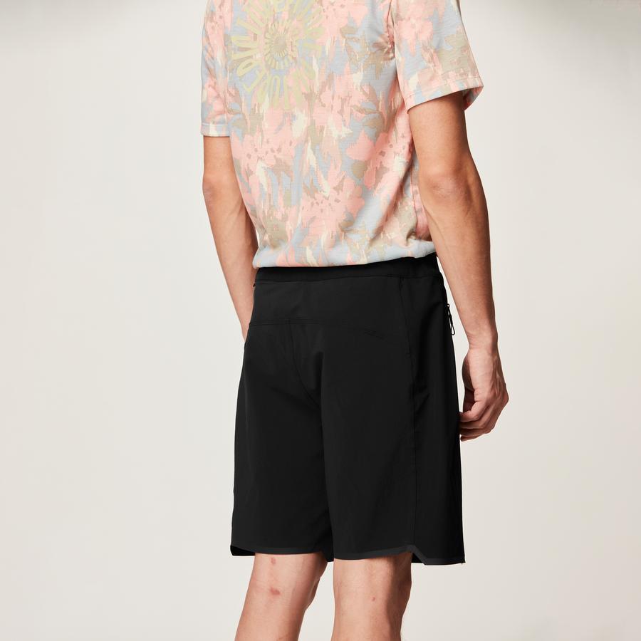 MAKTIVA SHORTS __color:Black#4