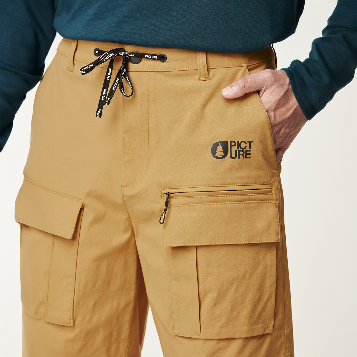 ROBUST SHORTS __color:Spruce_yellow#13