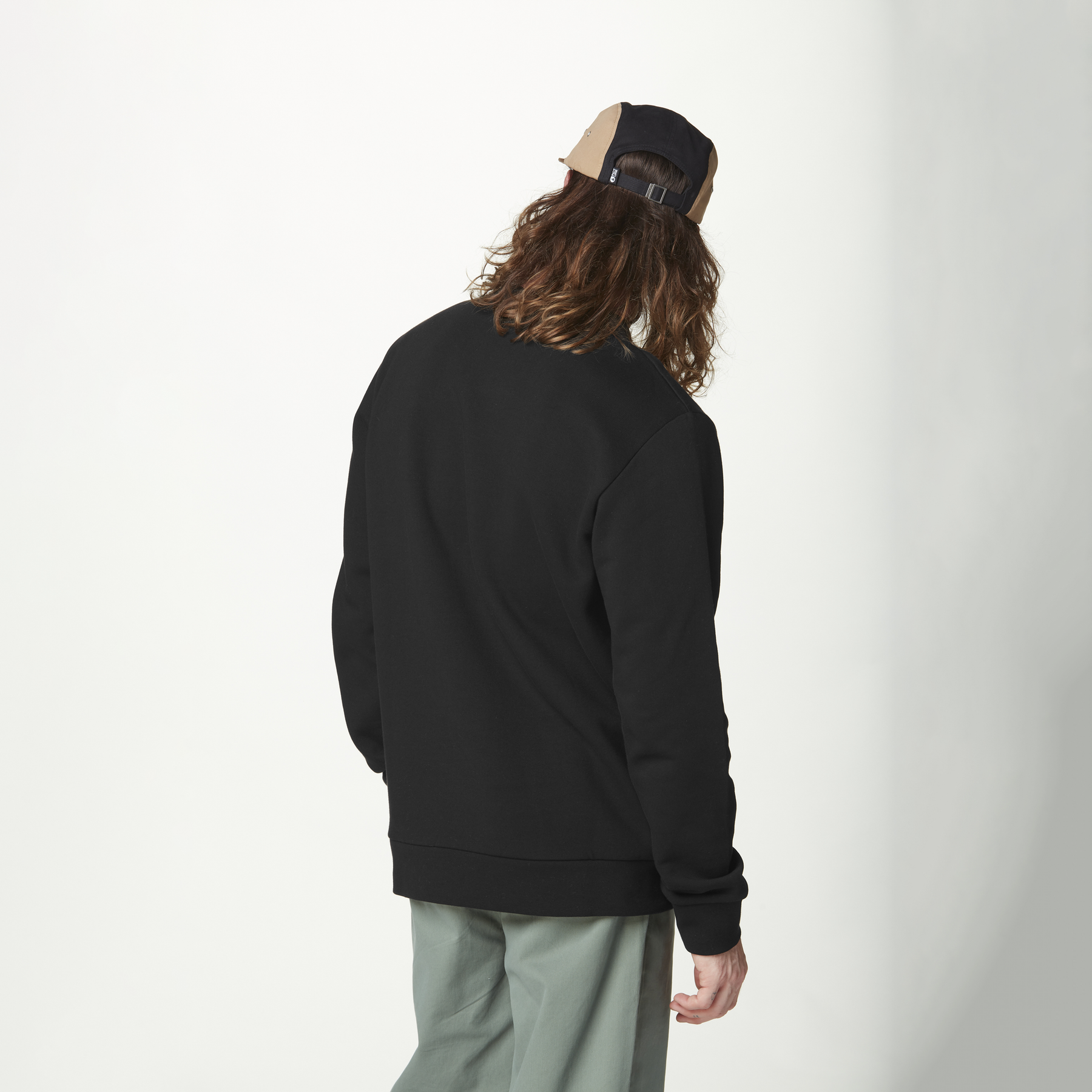 ESSENTIAL CREW __color:Black#2