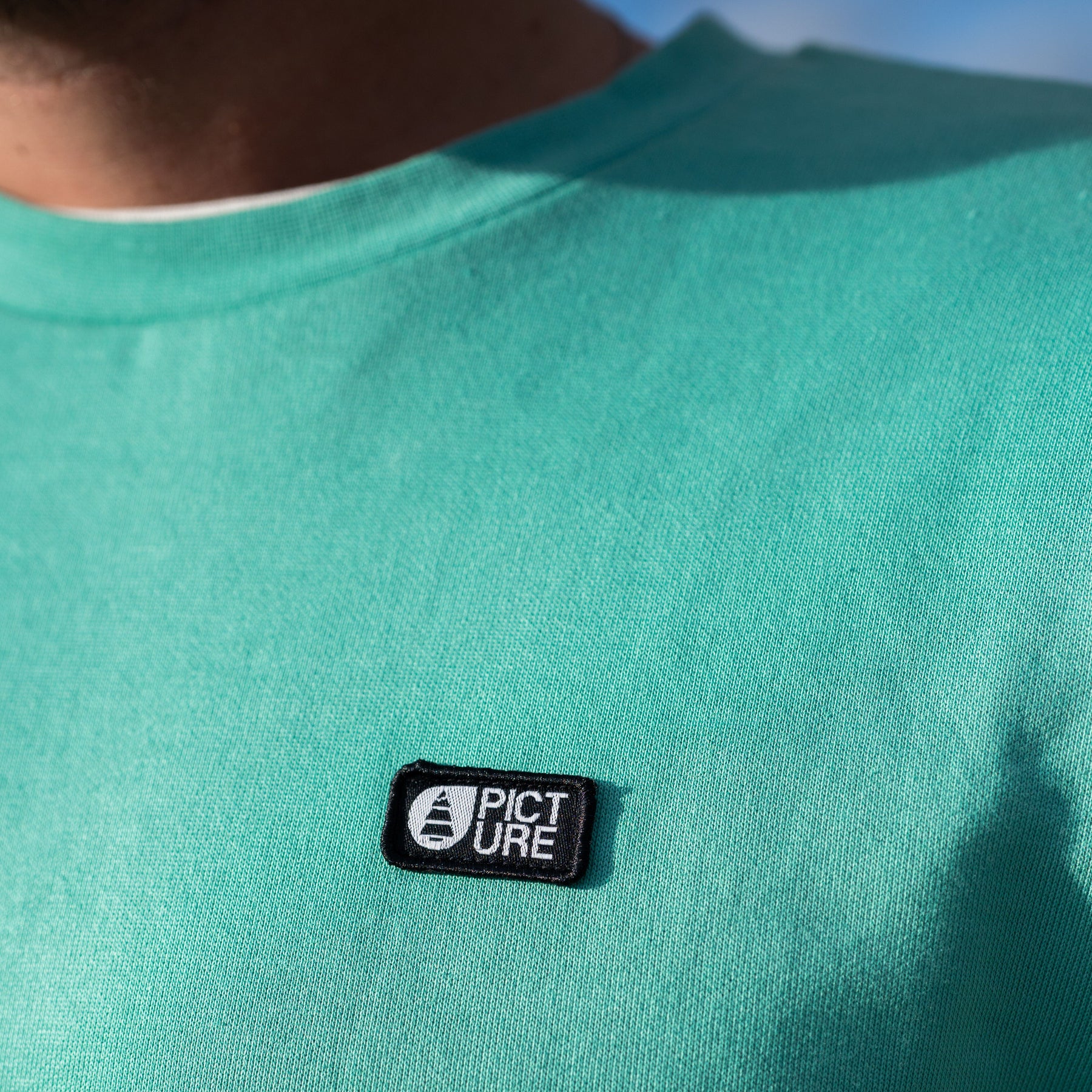 ESSENTIAL CREW __color:Wasabi#19