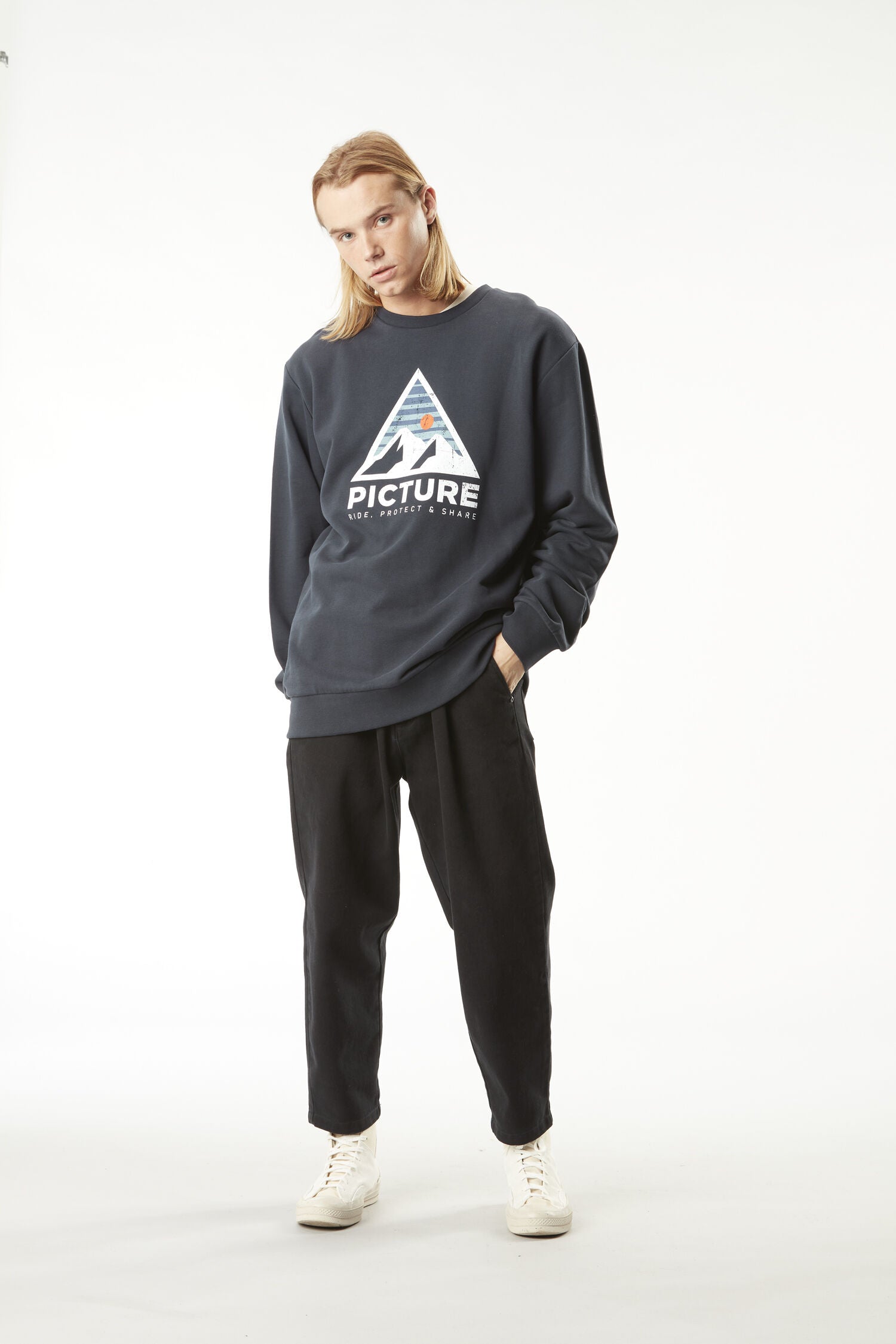 AUTHENTIC CREW __color:Dark_Blue#8