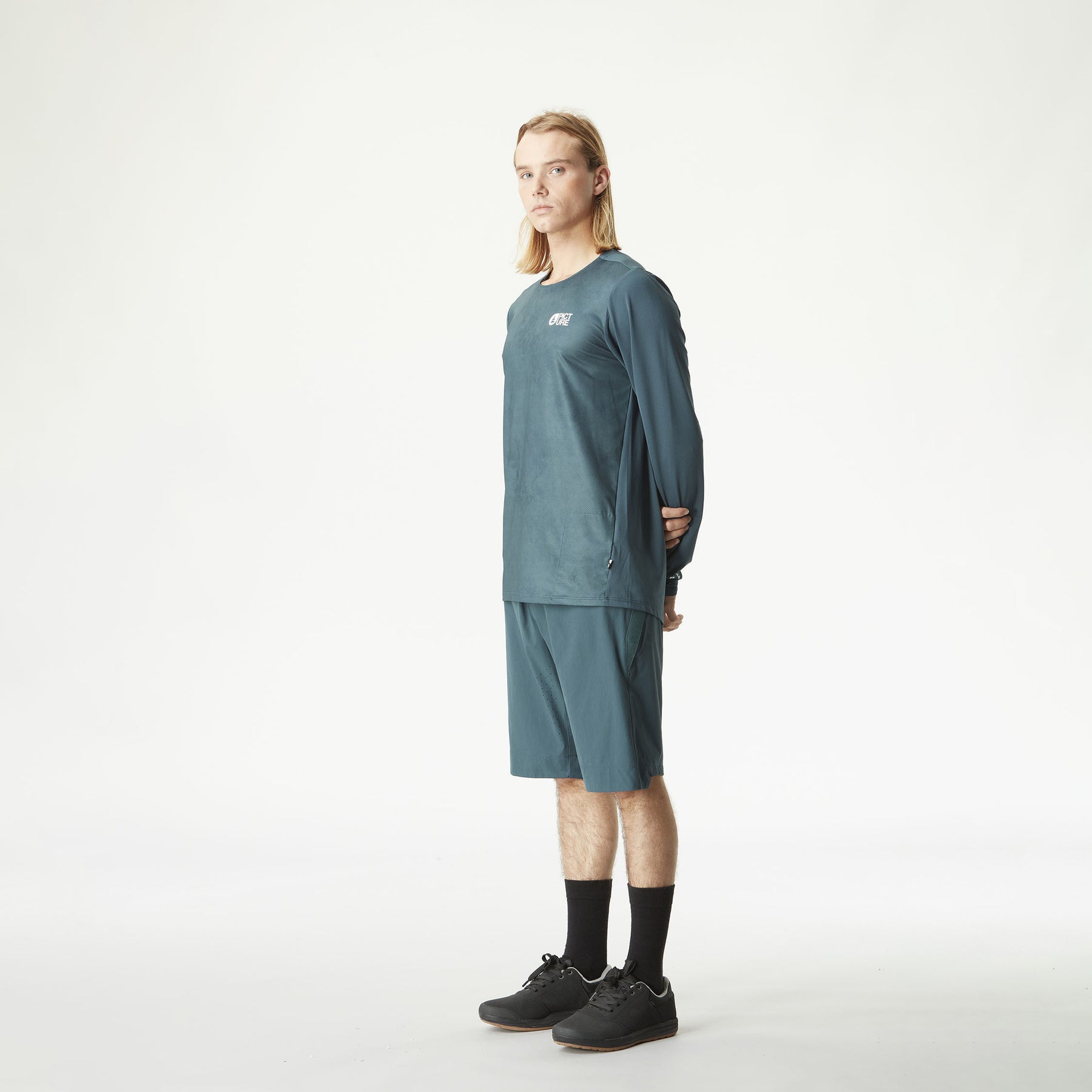 OSBORN PRINTED LS TEE __color:Dark_Earthly#7