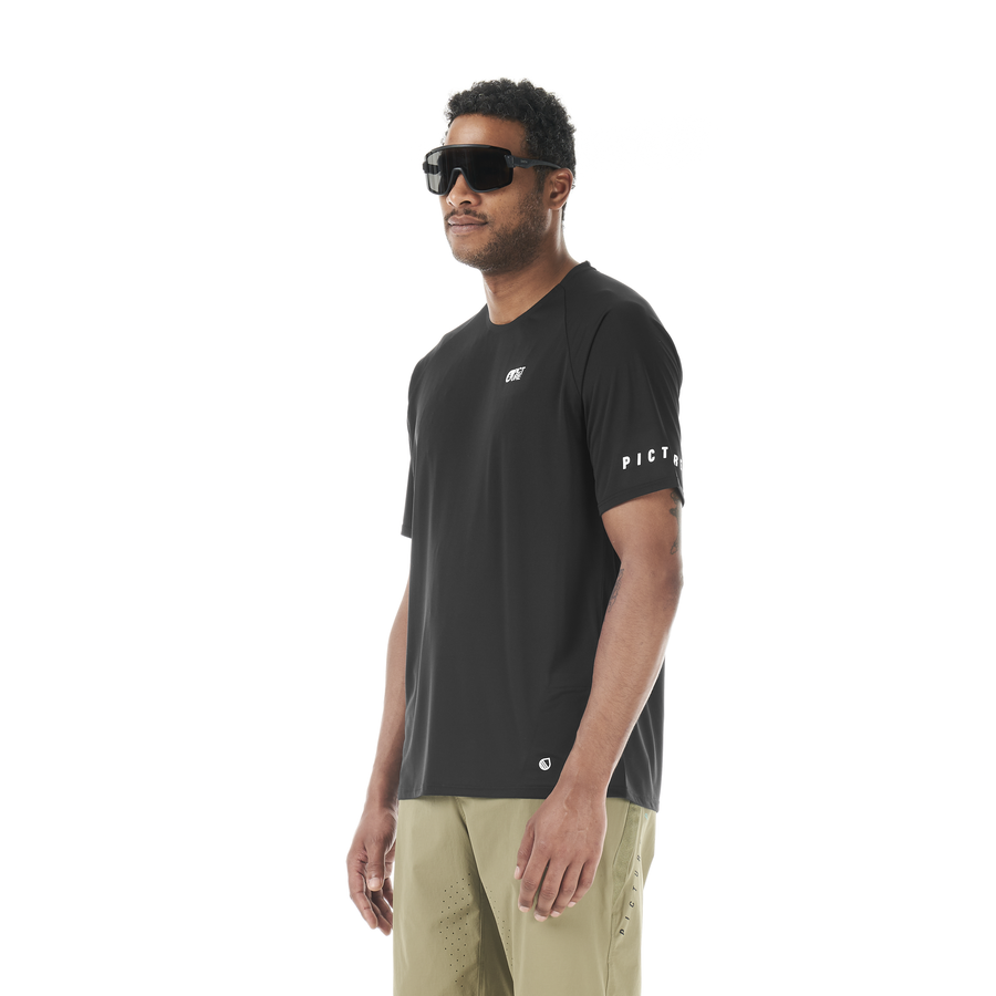 OSBORN SS TECH TEE __color:Black#0