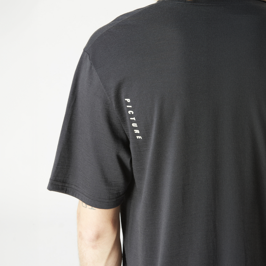 LOXOL MERINO TECH TEE __color:Black#4