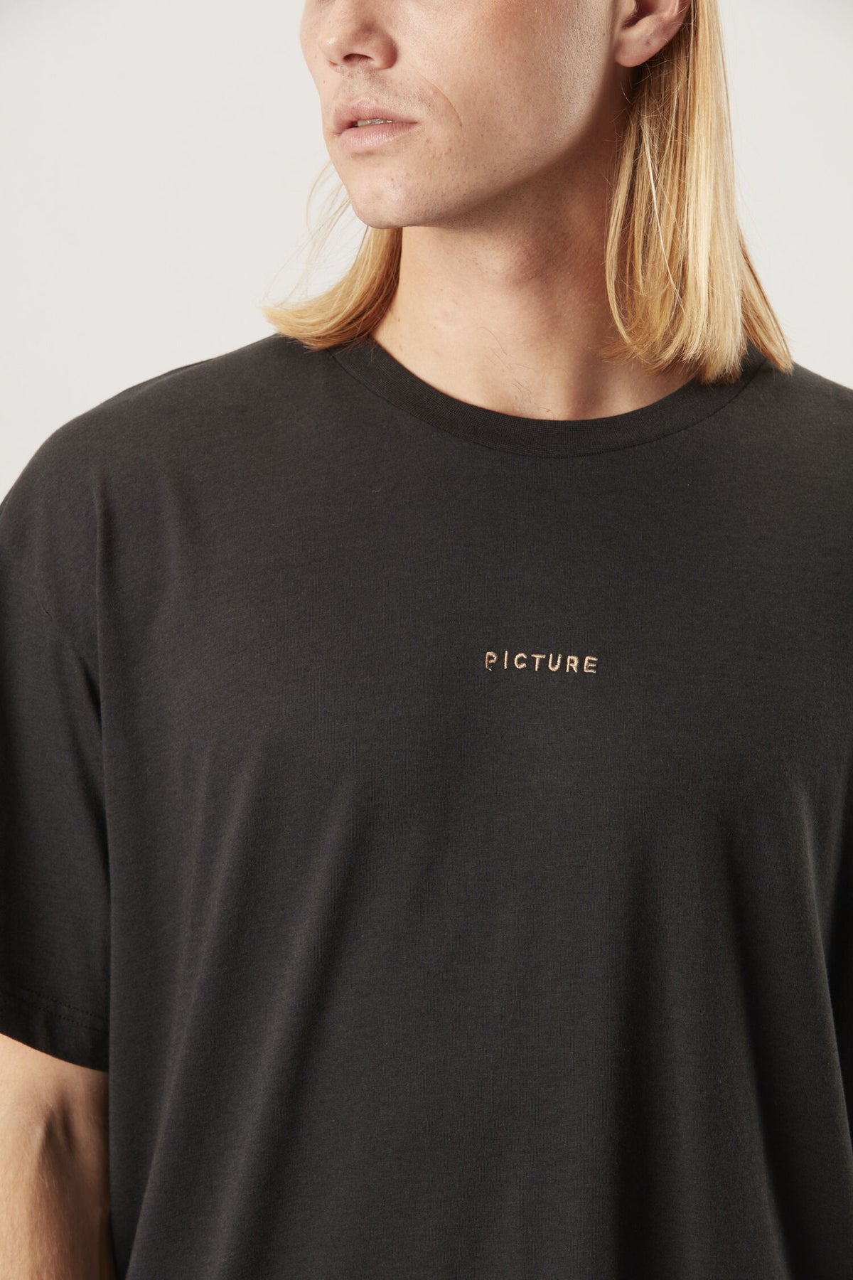 ITTRO TEE __color:Black#3