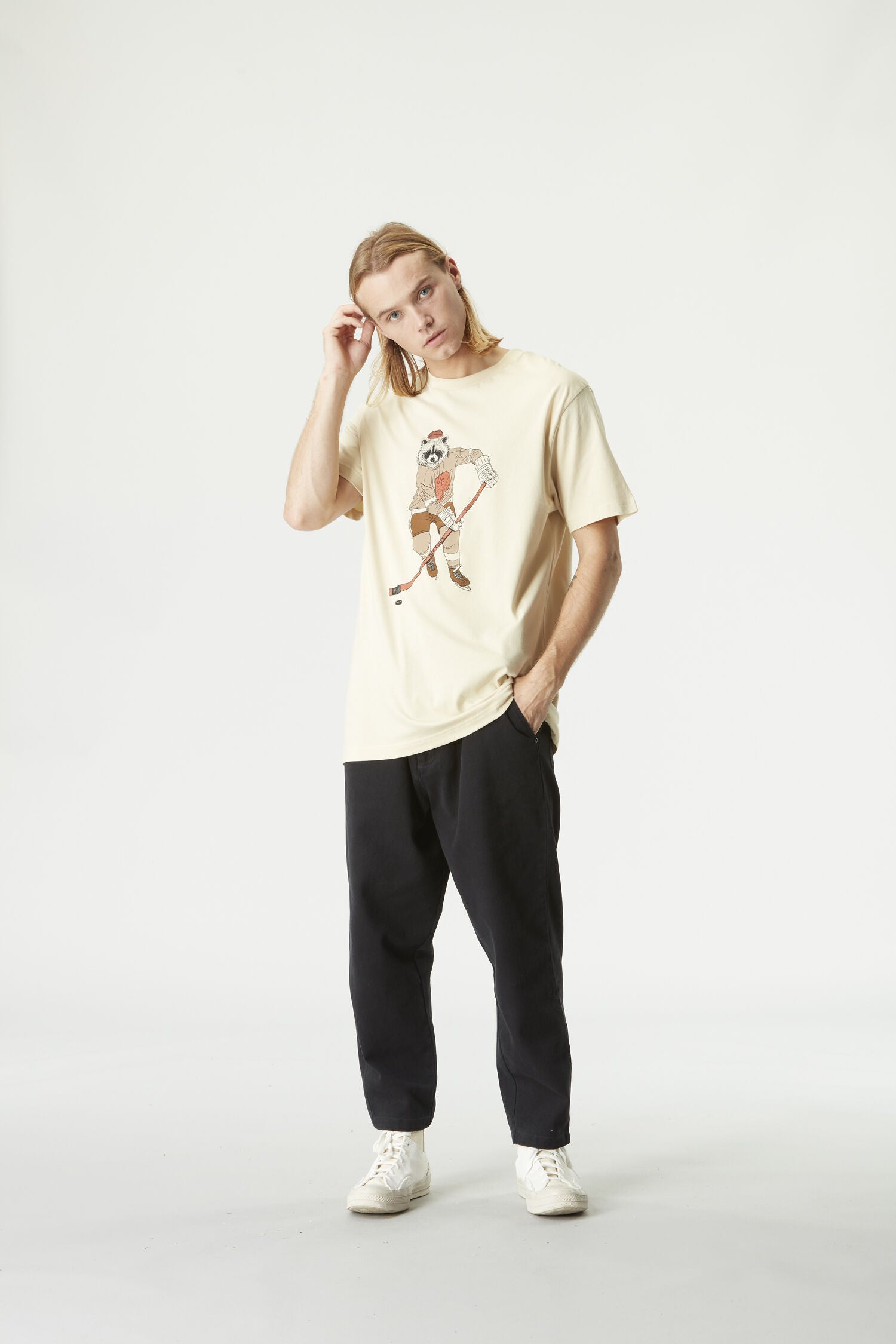 LAKIN TEE __color:Wood_Ash#10