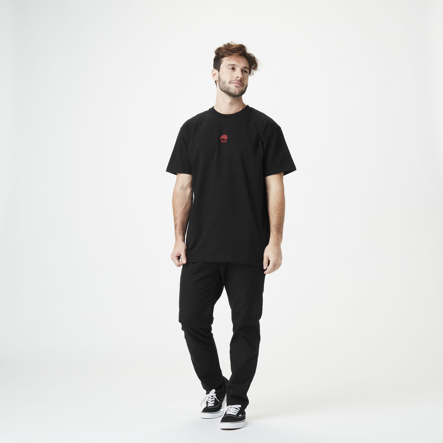 TAEYANG TEE __color:Black#0