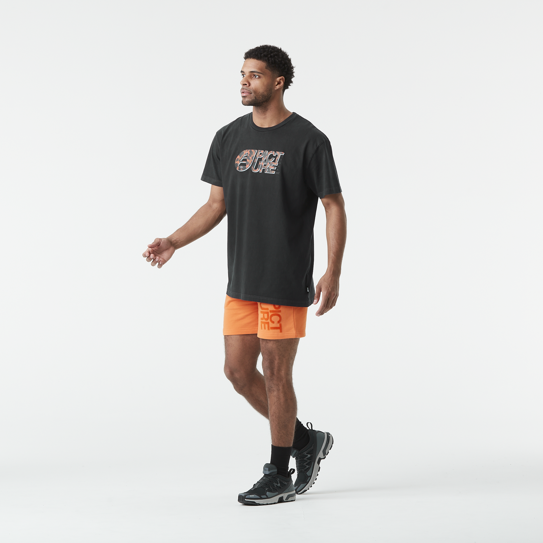 BASEMENT LEO TEE __color:Black_Washed#2