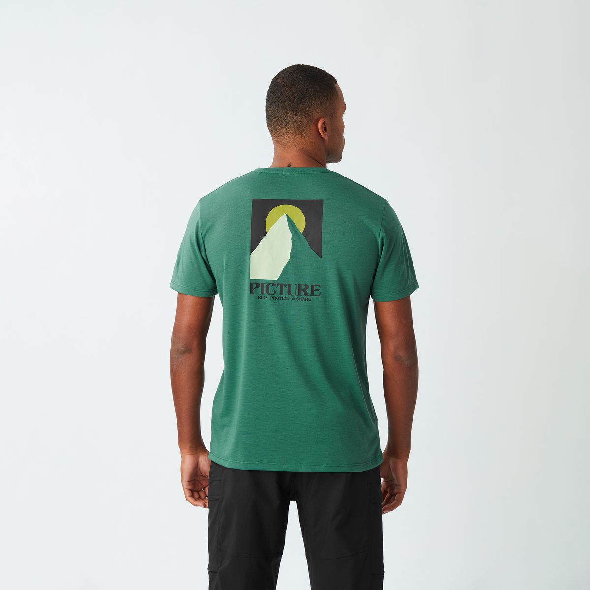 TIMONT SS URBAN TECH TEE __color:Smoke_Pine#41
