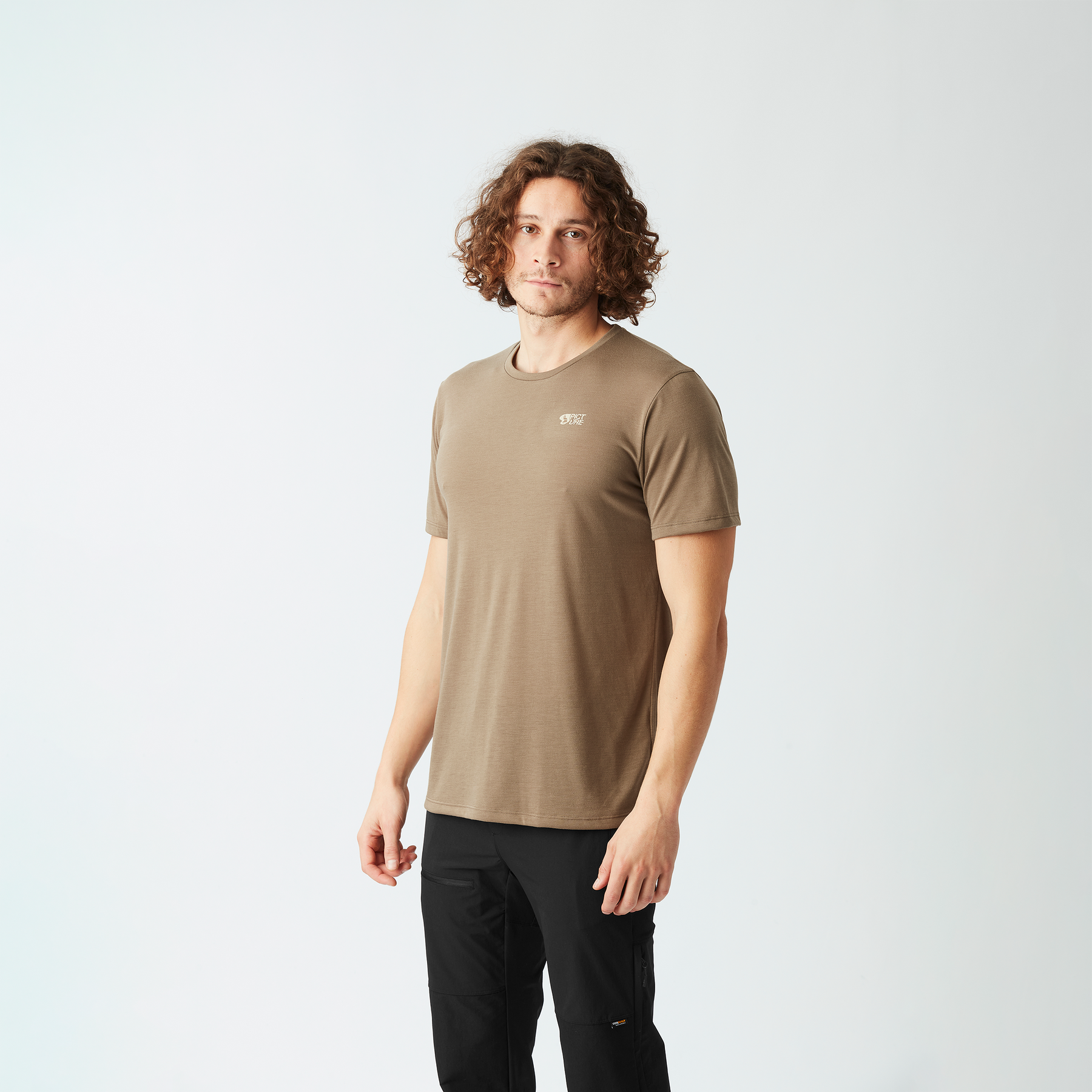 TIMONT SS URBAN TECH TEE __color:Shitake#37