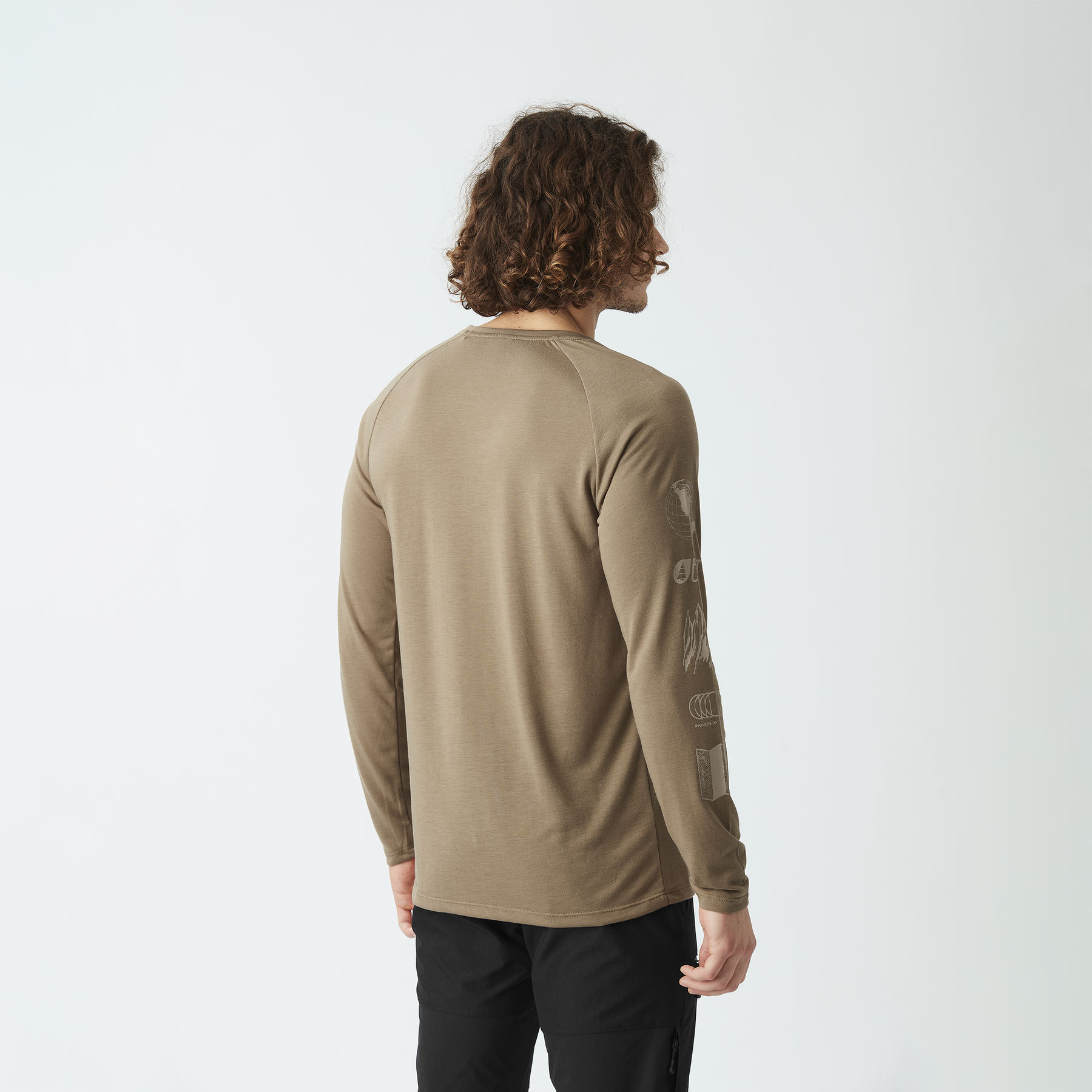 TIMONT LS TECH TEE __color:Shitake#19