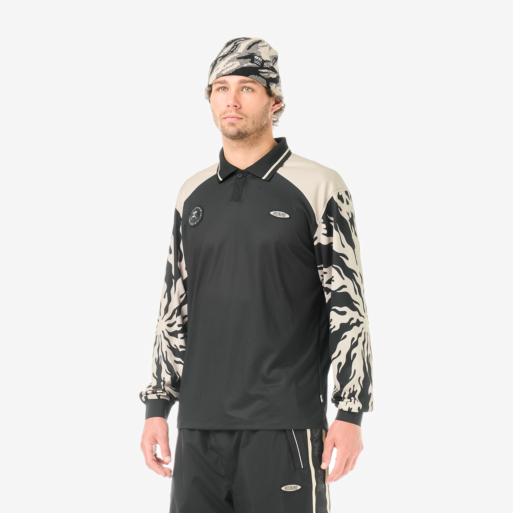 FC PICTURE LS TEE