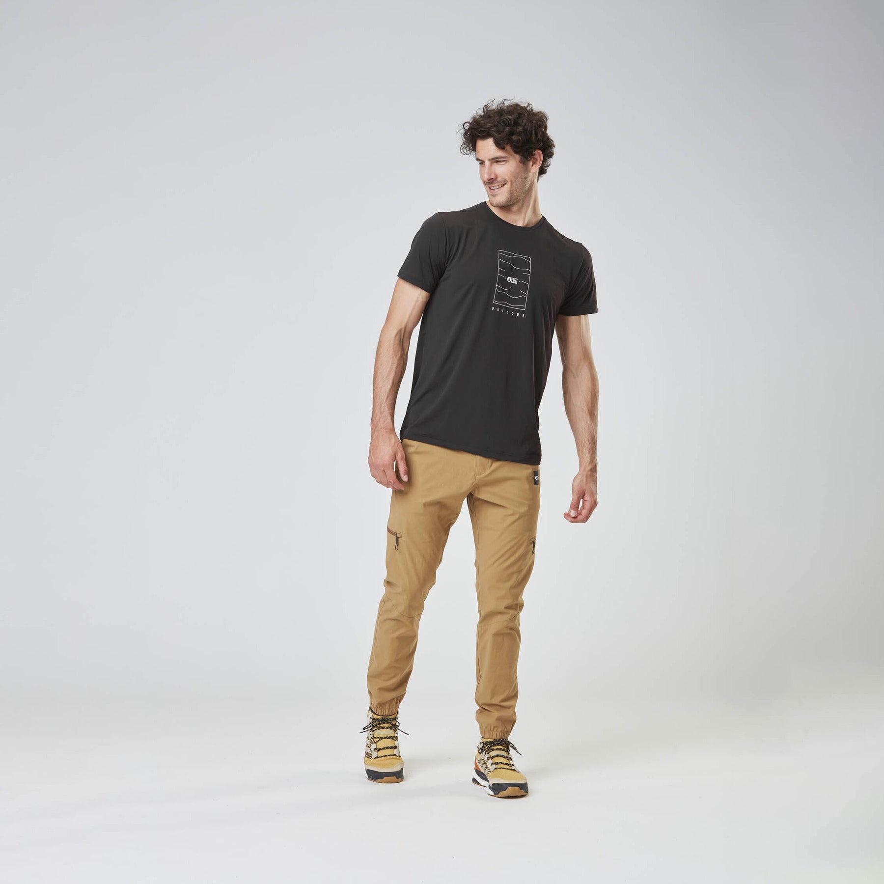 TRAVIS TECH TEE __color:Full_Black#1