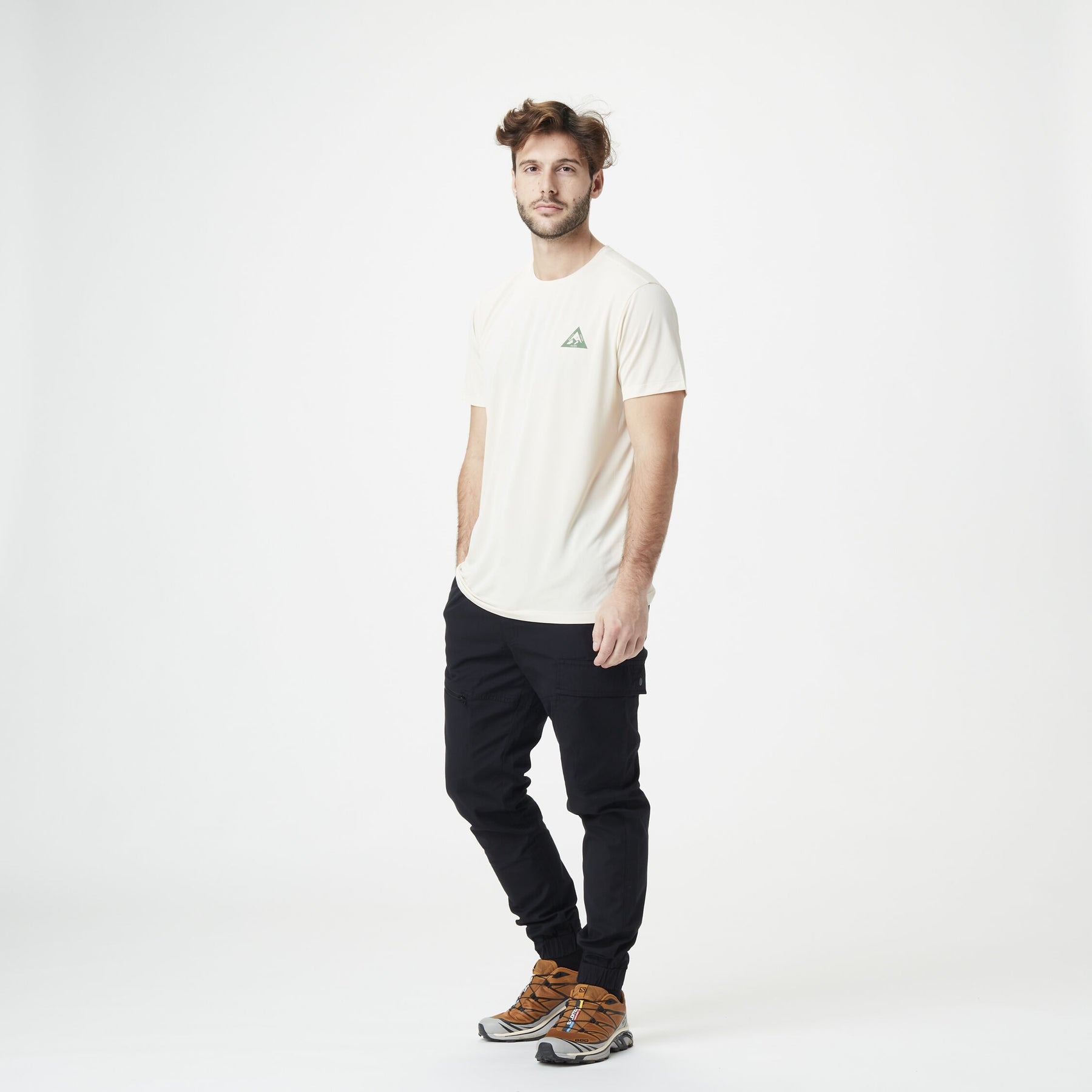 TRAVIS TECH TEE __color:Woodash#24