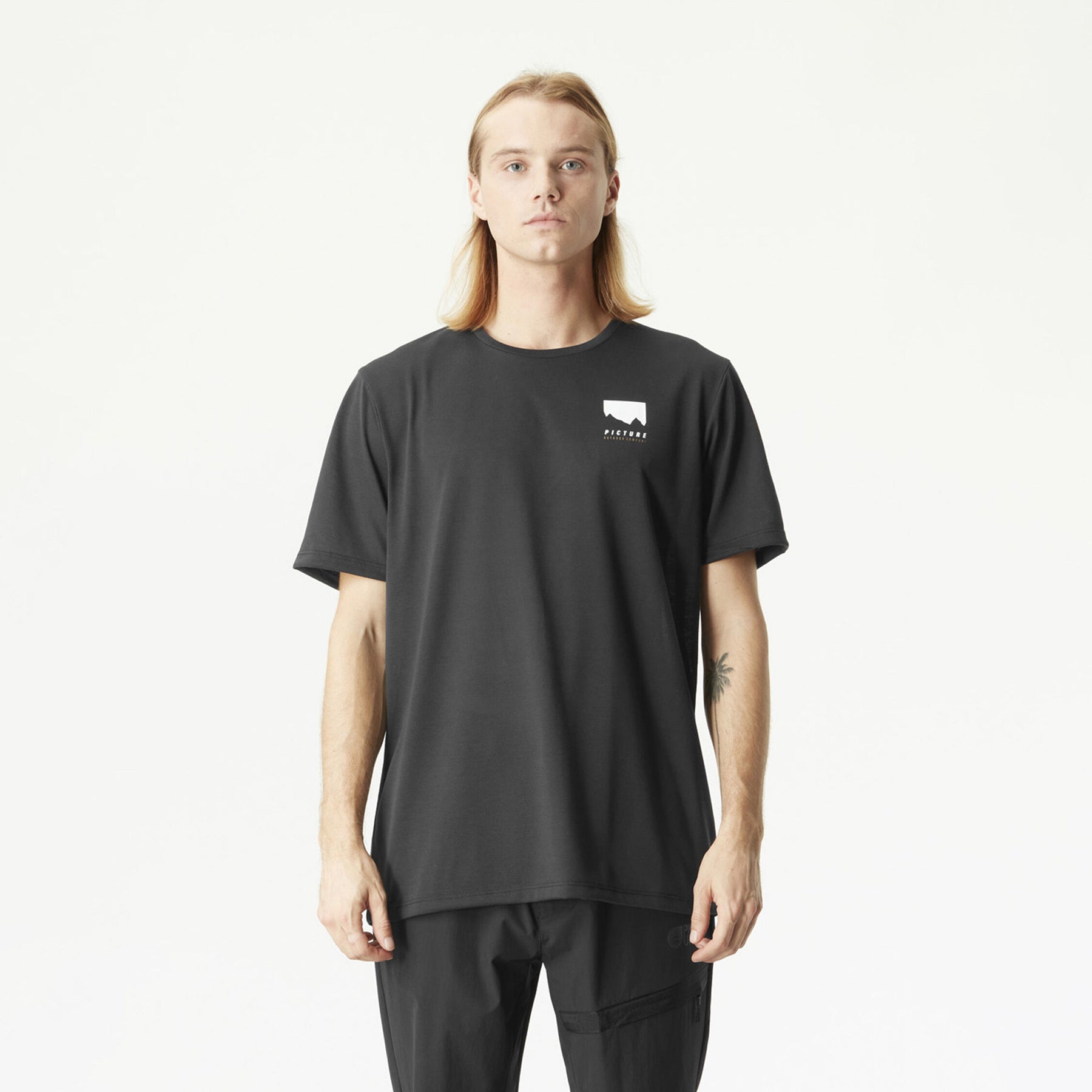 TIMONT SS URBAN TECH TEE __color:Black_II#0
