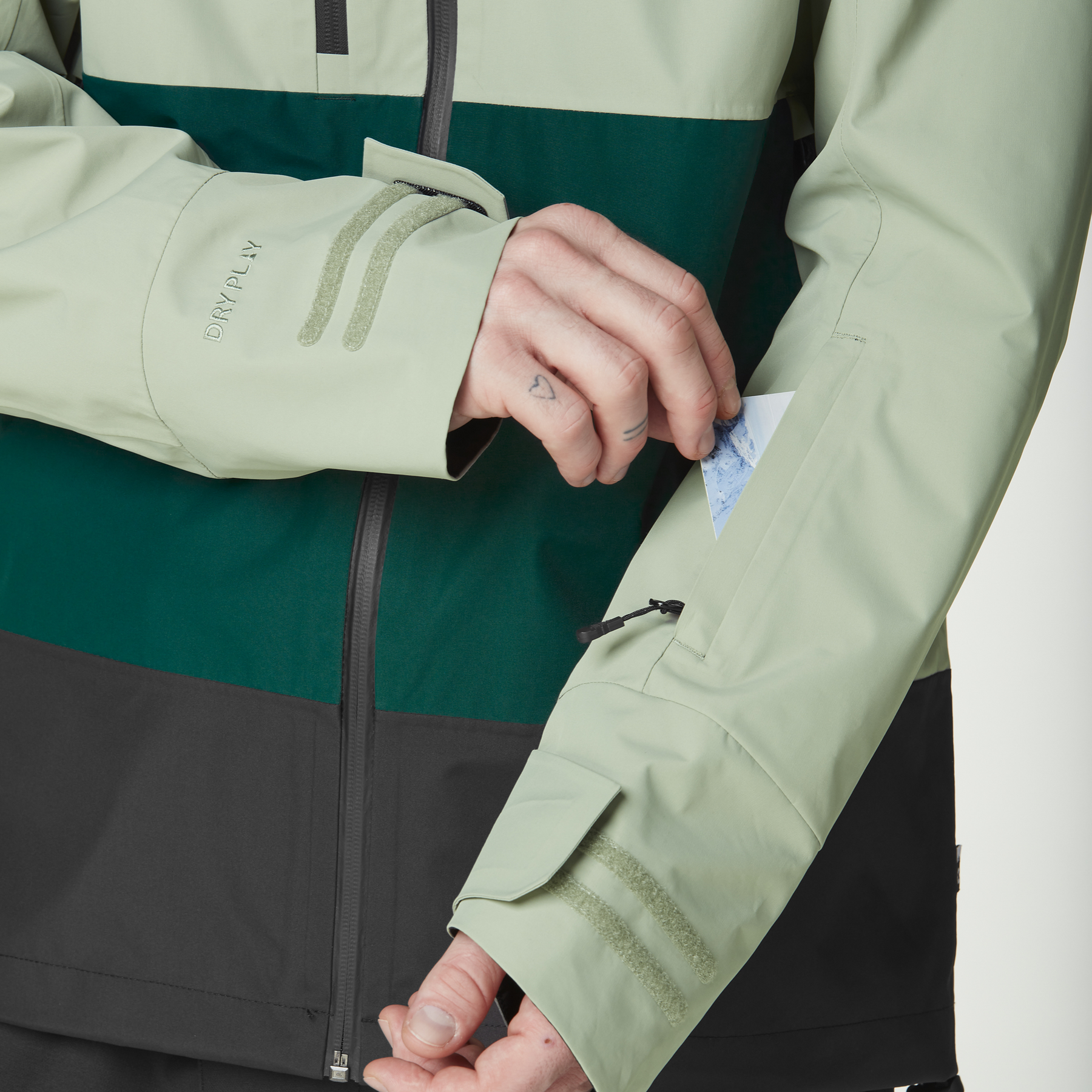 BROADER 3L JKT __color:Shadow_Pdrsa_Pine_Black#26