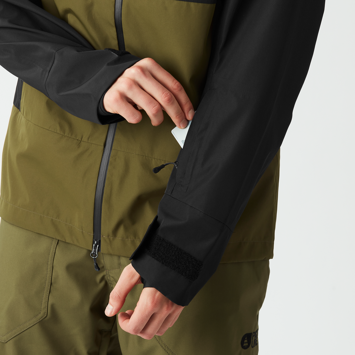 BROADER 3L JKT __color:Black#7