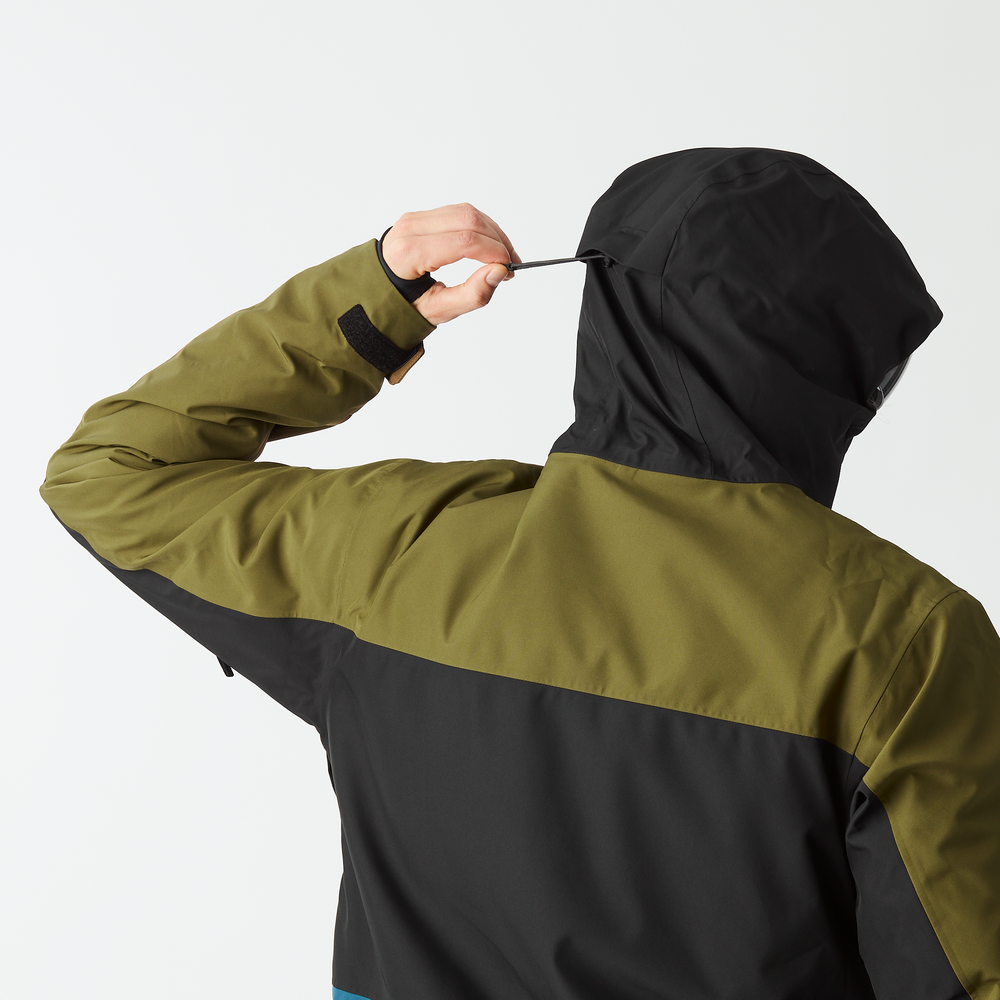 Ergonomic hood with three-point adjusment system