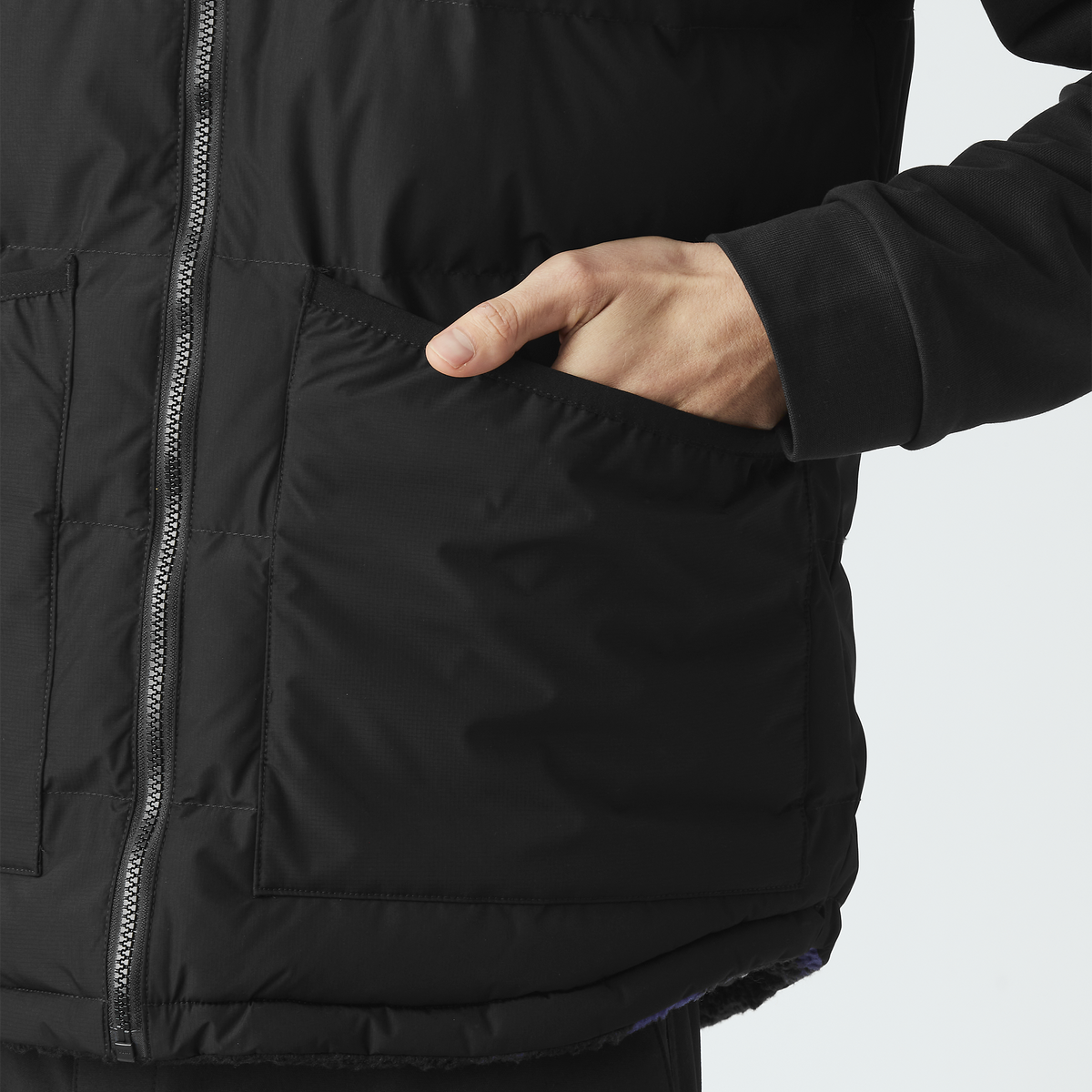 RUSSELLO REVERSIBLE VEST __color:Black_Retro_Fusion#3