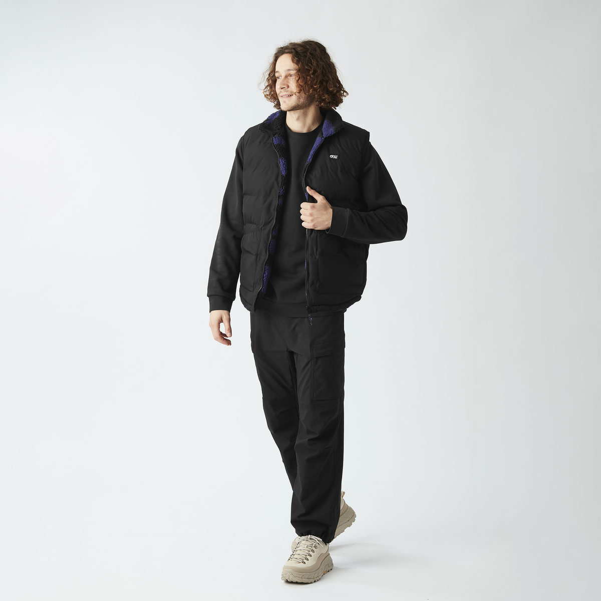 RUSSELLO REVERSIBLE VEST __color:Black_Retro_Fusion#5