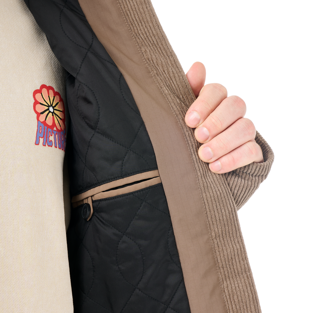 Zipped interior pocket