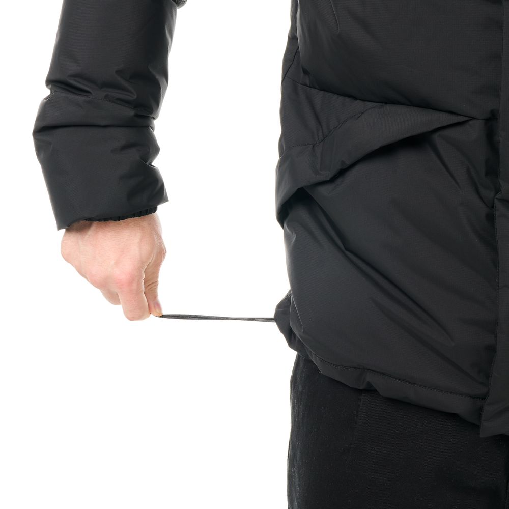 Elasticated waist with drawcord adjustment