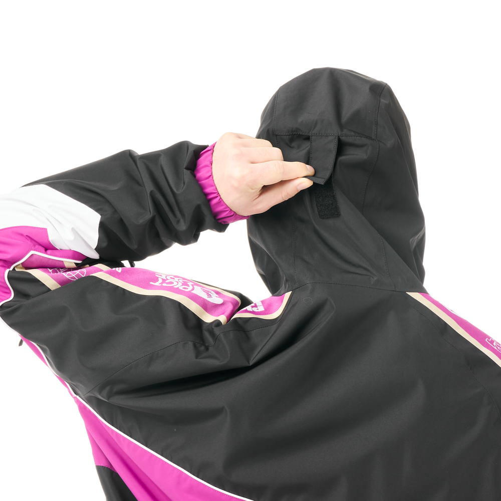 Capuche ergonomique avec système de réglage en un point