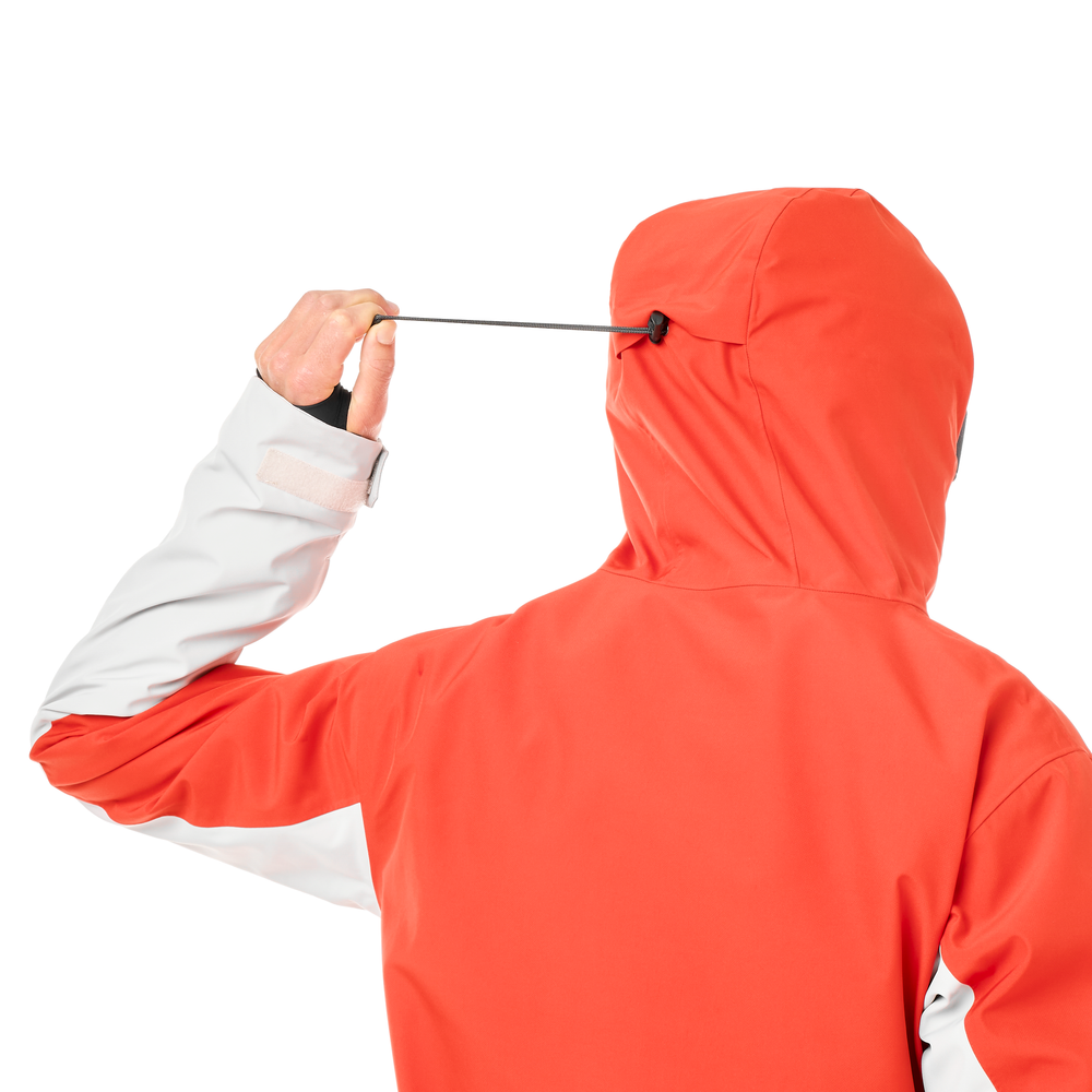 Capuche ergonomique avec système de réglage à trois points