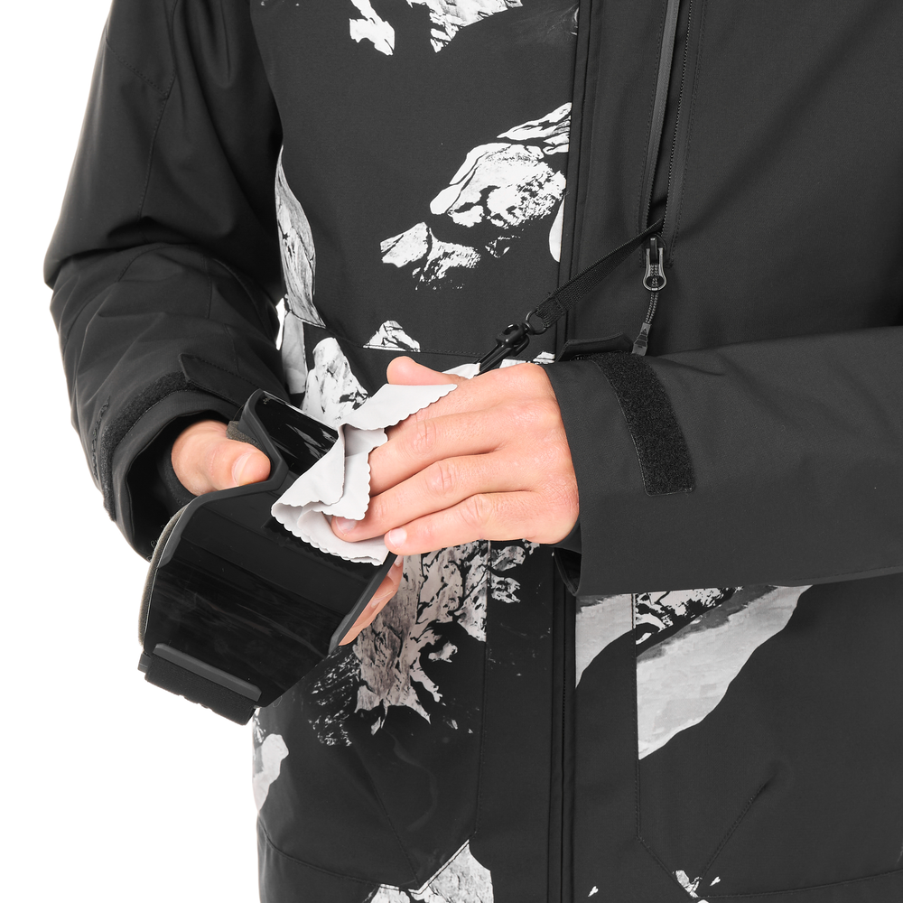 Poche poitrine zippée avec nettoyant pour masques et lunettes de ski