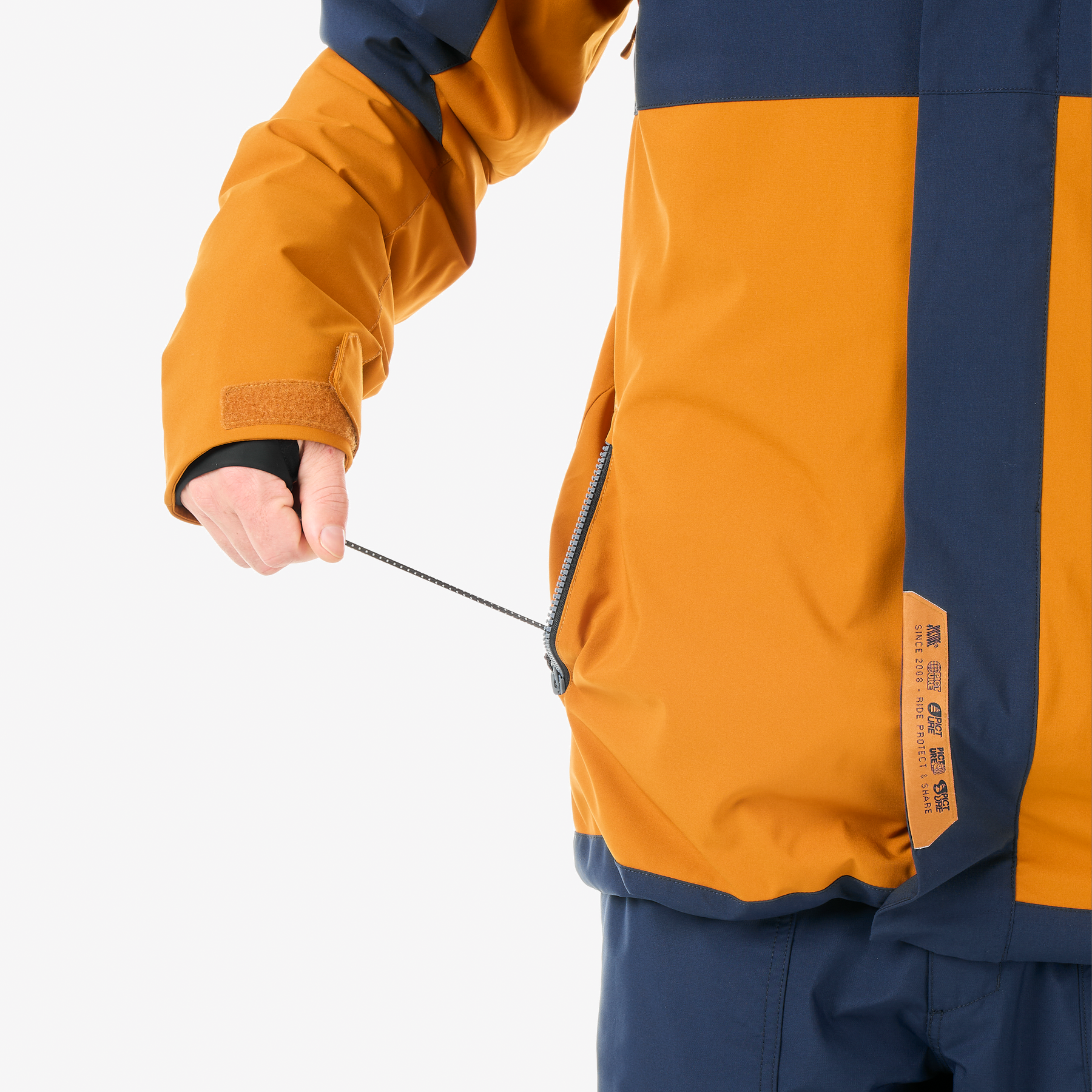 BASEMENT JACKET