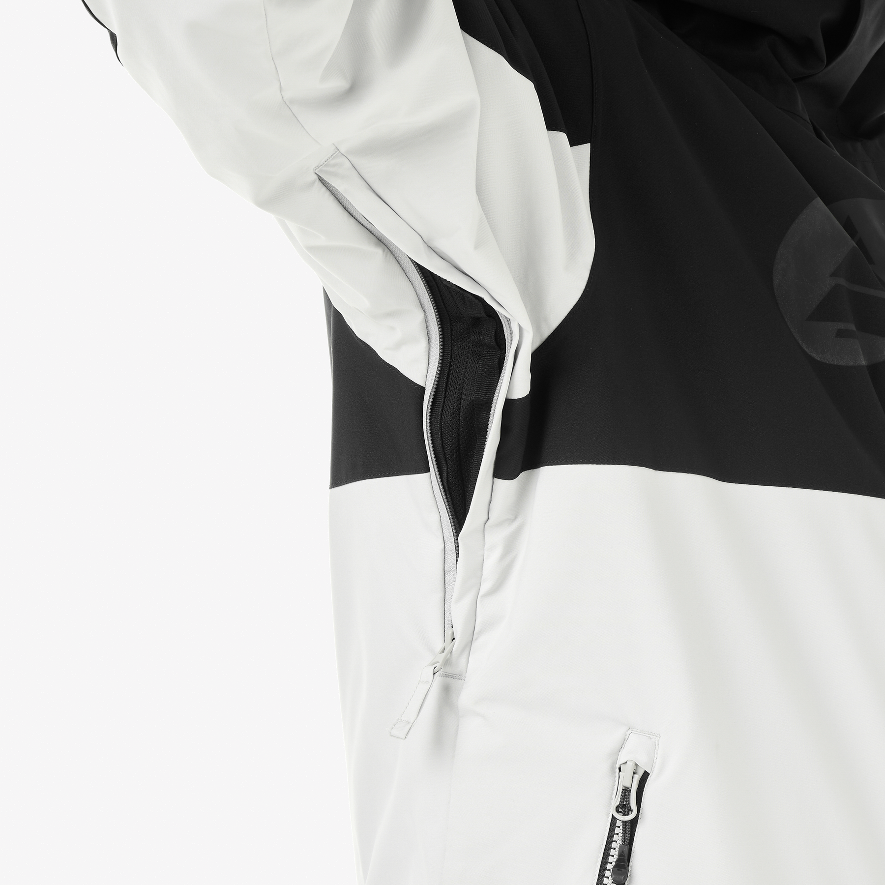 BASEMENT JACKET